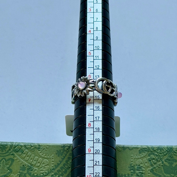 Gucci Silver Ring with Pink Stones G Logo Size 6 - Picture 5 of 7